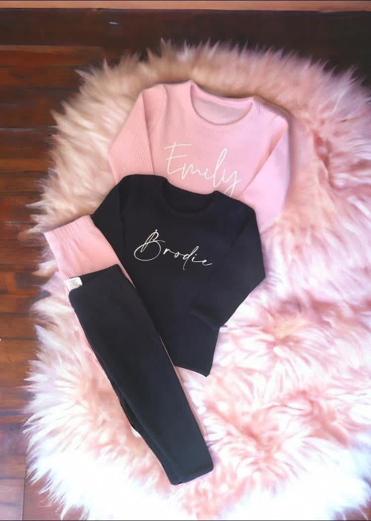 PERSONALISED RIBBED LOUNGE-SET